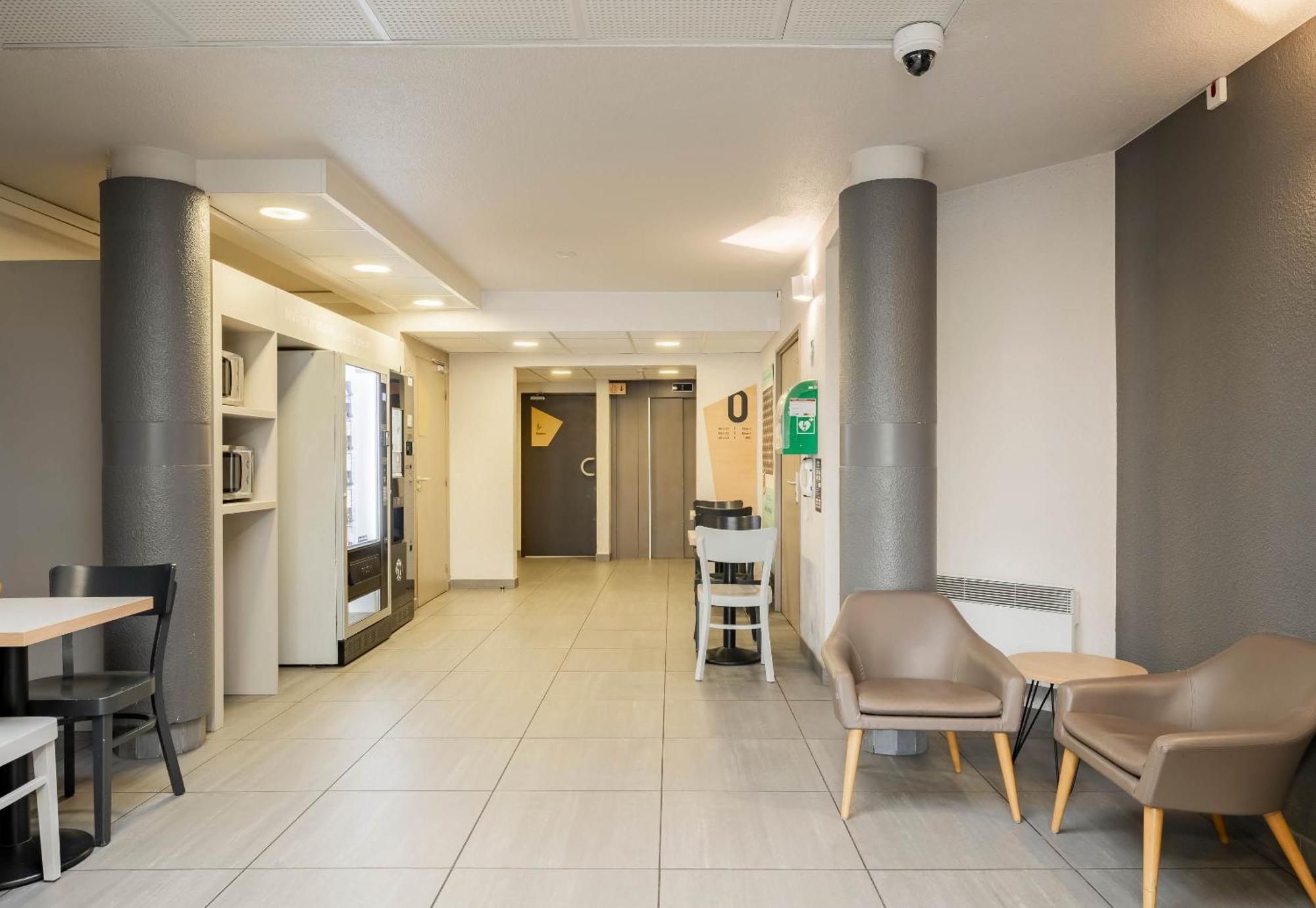 B&B Hotel Calais Centre St Pierre Dış mekan fotoğraf