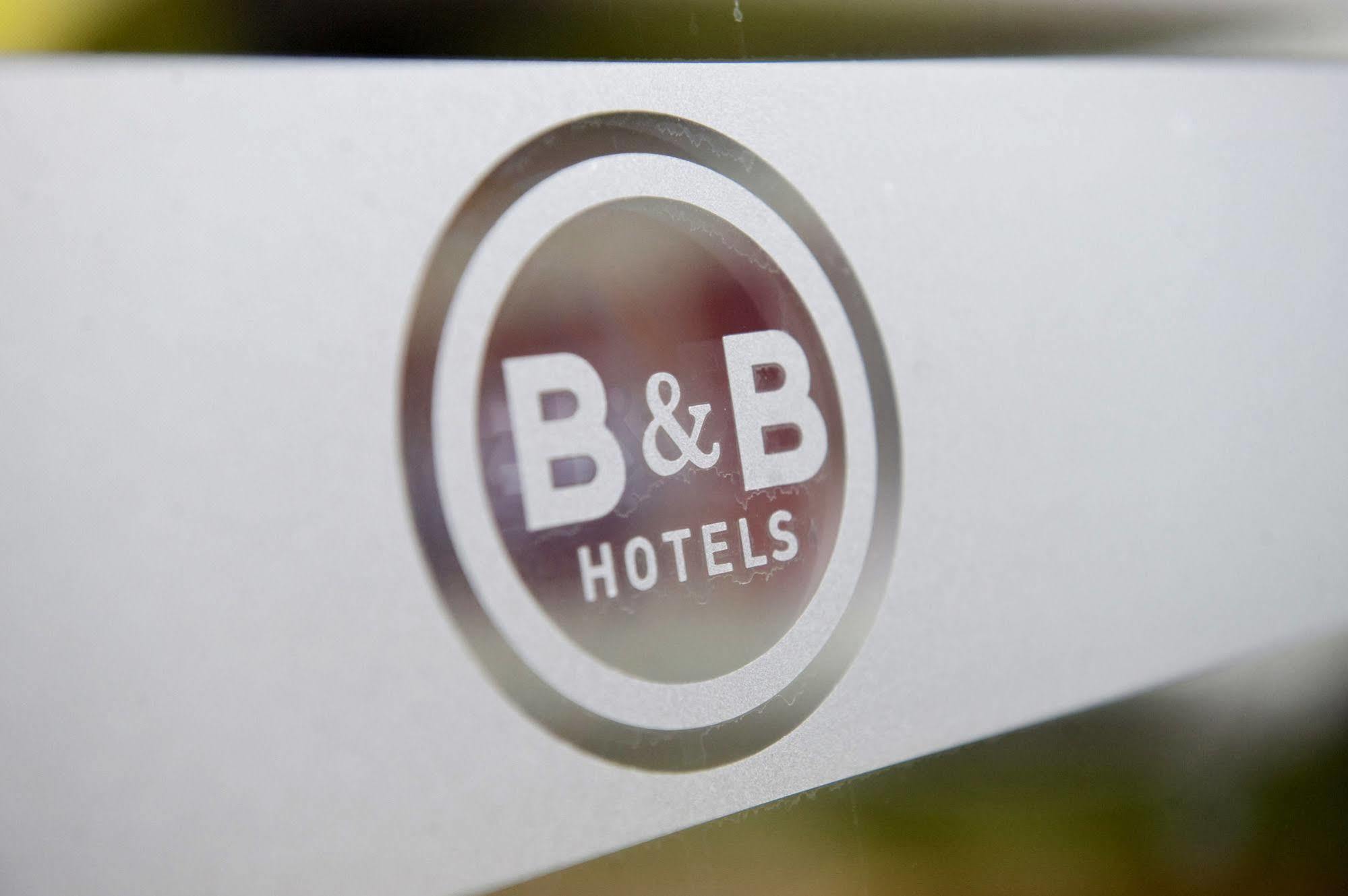B&B Hotel Calais Centre St Pierre Dış mekan fotoğraf